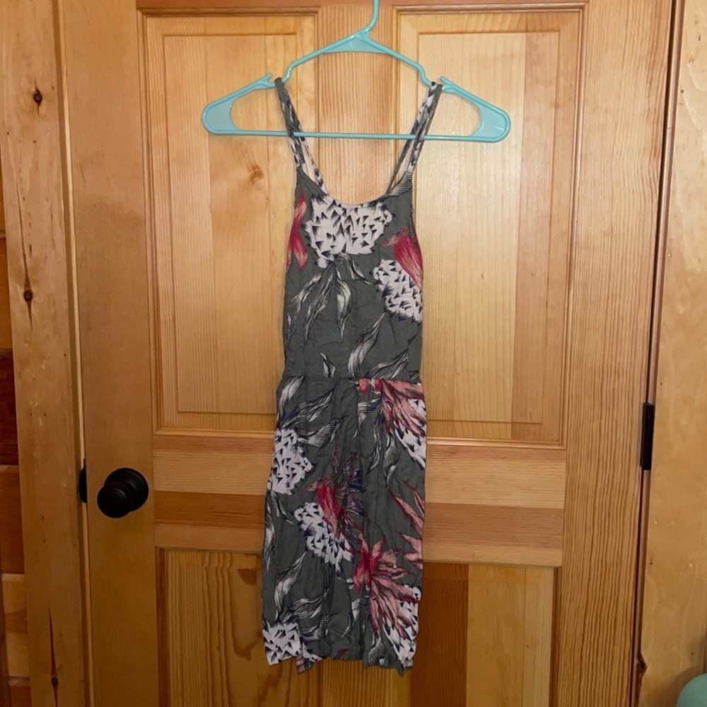 Green Roxy beach dress with flowers